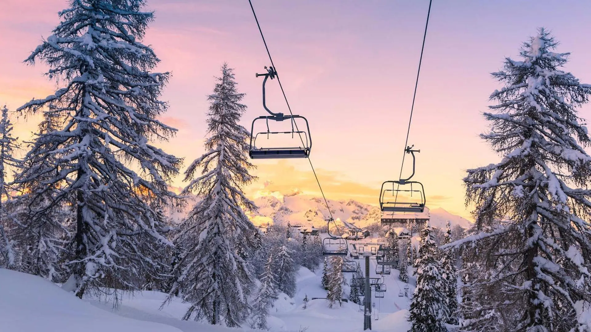 Petit Prix Studio 4 Pers. Proche Pistes Et Commerces Avec Balcon Sud, Acceptant Animaux - Fr-1-445-90 Montgenevre Apartment